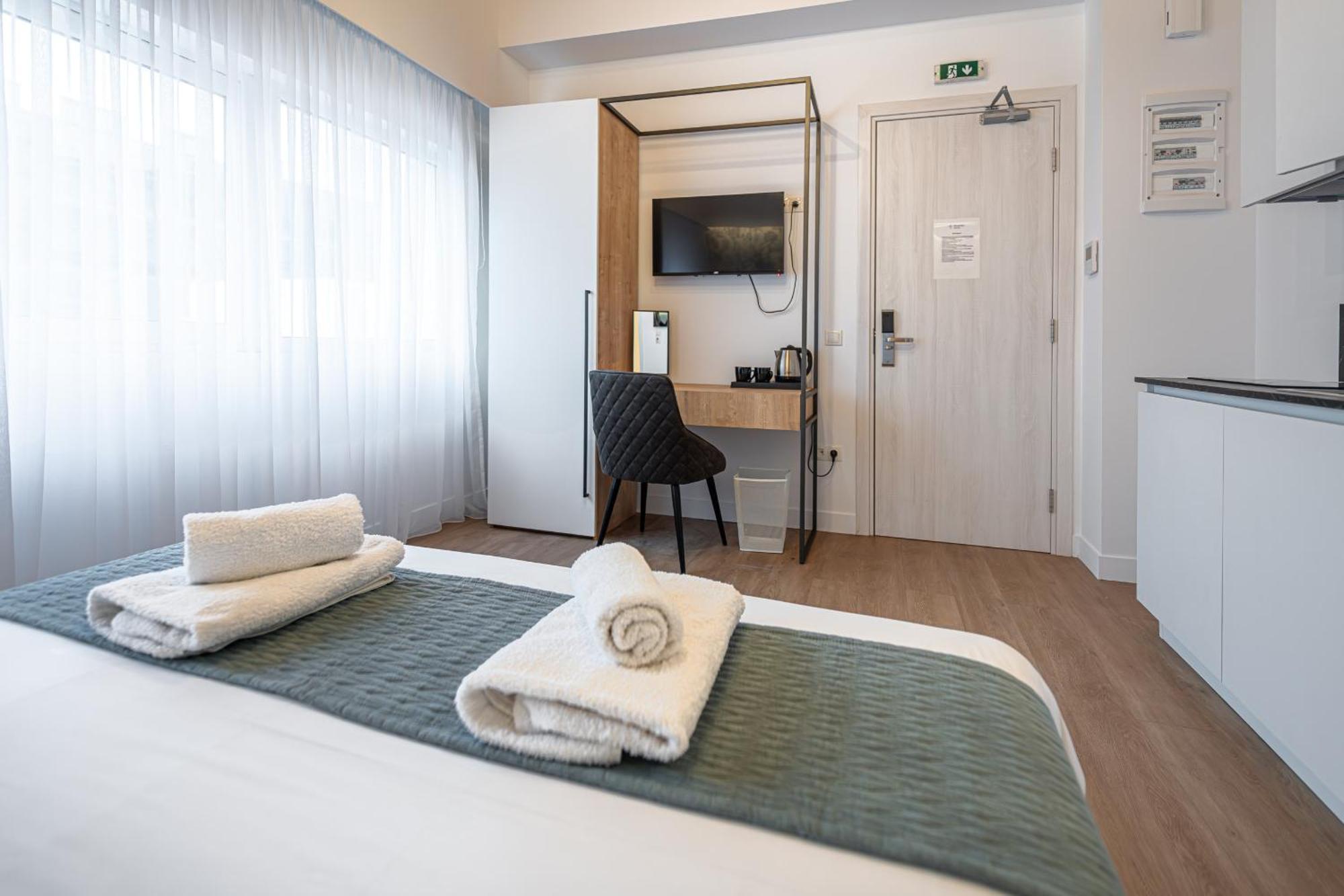 Kriel Suites By Liv Homes Atenas Exterior foto