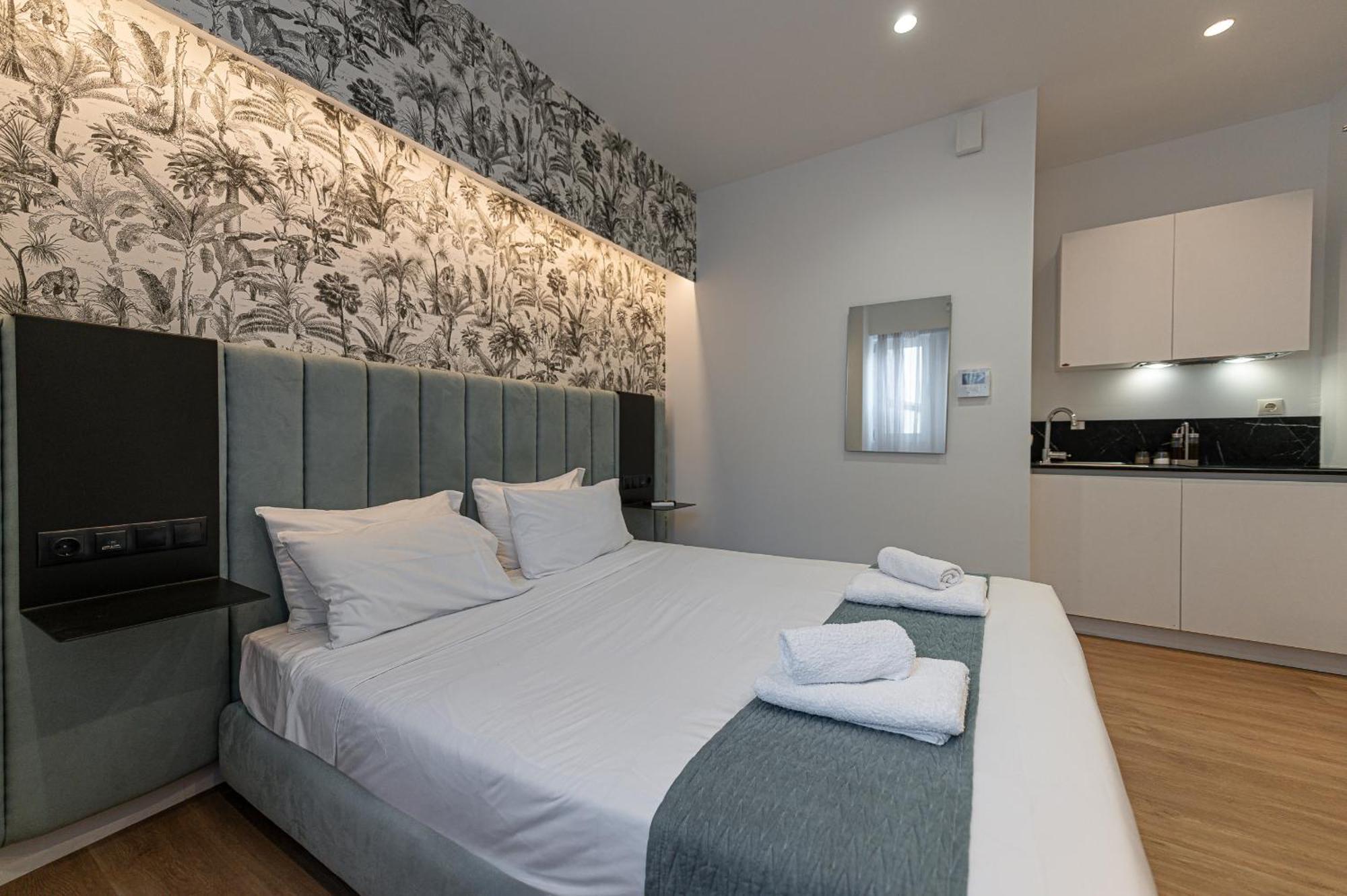 Kriel Suites By Liv Homes Atenas Exterior foto